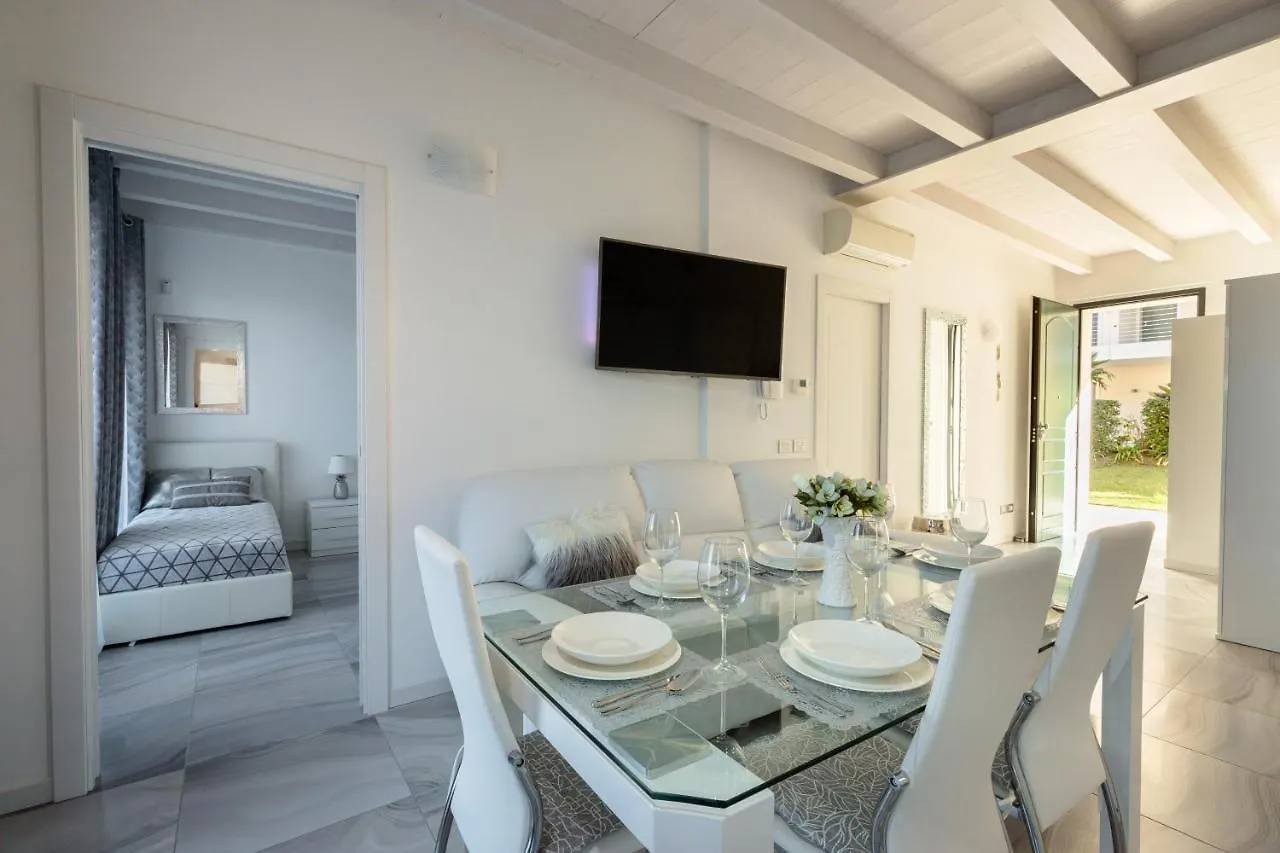 Apartment Blue Laguna Sirmione