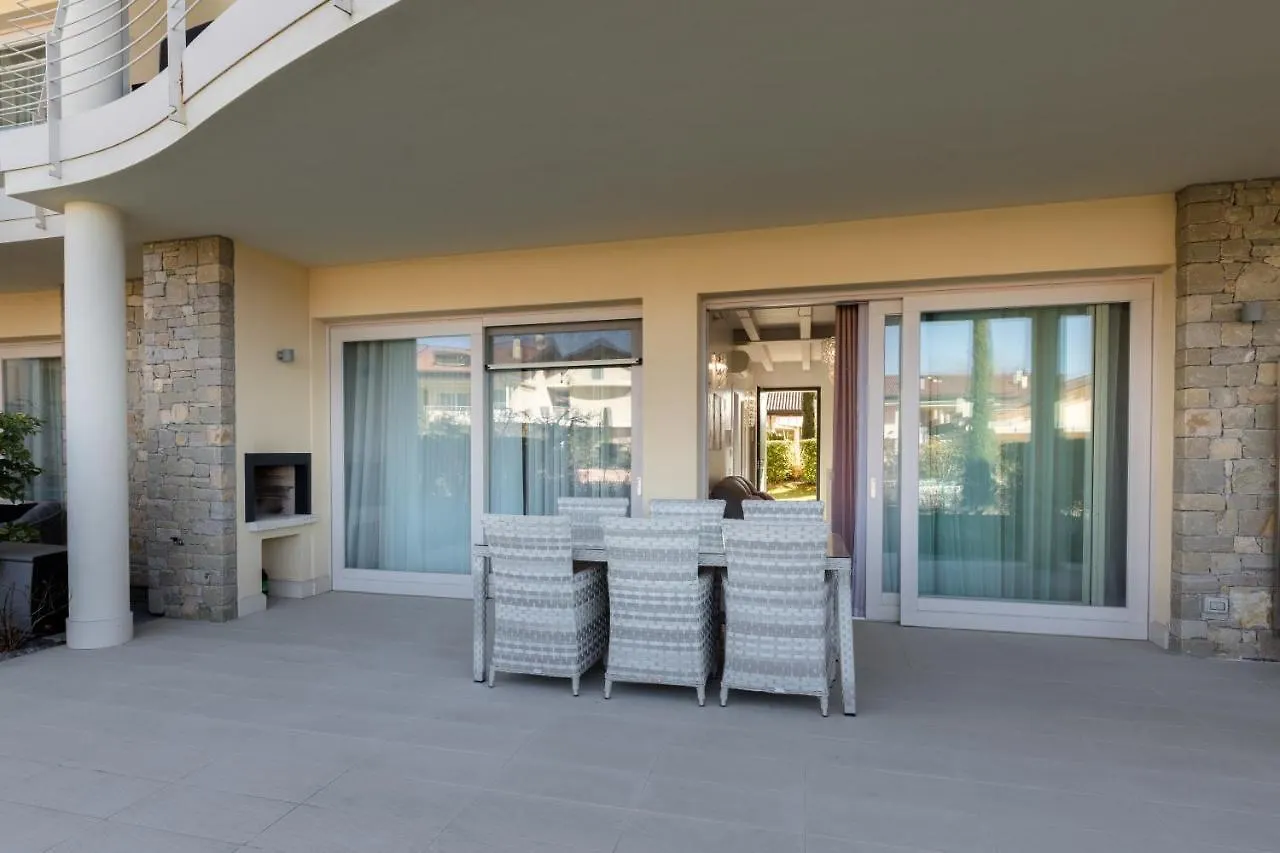 Apartment Blue Laguna Sirmione