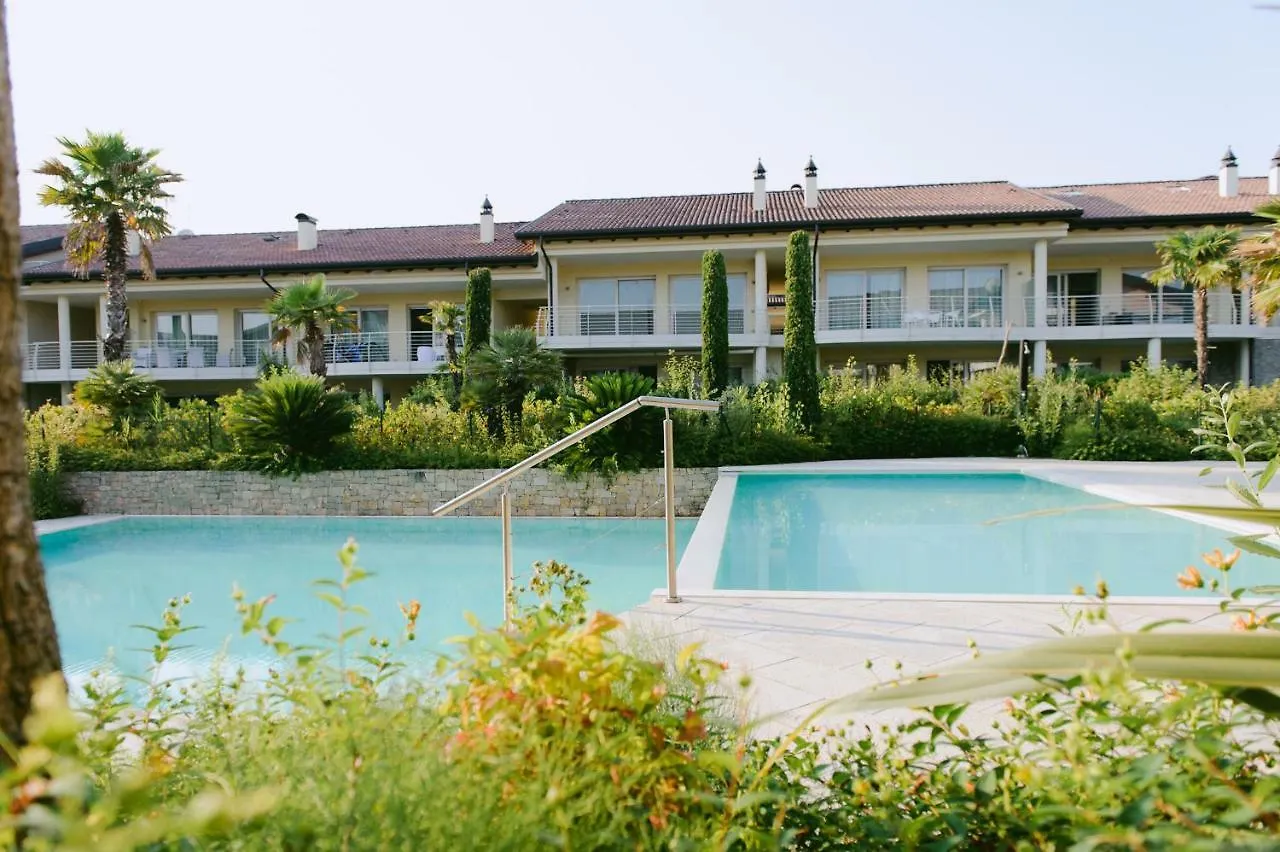 Apartment Blue Laguna Sirmione Italien